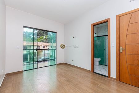 25_photo/94dcfaaffd.c2a80bce492ca579-ATLAS-c84f689b-2257-4dac-925c-b6ba67e1ebd6.jpg de casa à venda com 2 quartos, 81m² em Uberaba, Curitiba