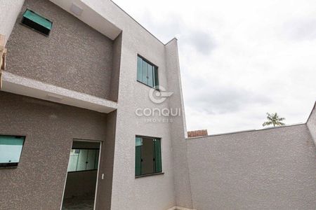 10_photo/94dcfaaffd.d0849678c0e44528-ATLAS-0d24d0b1-e6a5-4343-aa07-e874249512b4.jpg de casa à venda com 2 quartos, 83m² em Uberaba, Curitiba