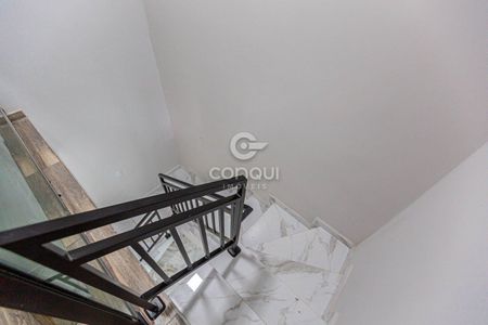 25_photo/94dcfaaffd.d0849678c0e44528-ATLAS-7df95abb-818a-46f9-b43b-b9b6af3e0a49.jpg de casa à venda com 2 quartos, 83m² em Uberaba, Curitiba