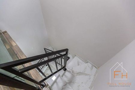 2_photo/94dcfaafff.4a7708b419391496-ATLAS-271e504a-8d4e-43ee-8772-e9e79cce1e56.jpg de casa à venda com 2 quartos, 87m² em Uberaba, Curitiba