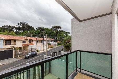 29_photo/94dcfab001.ceff8192393c33de-ATLAS-6be025d8-73bb-4dd9-ba89-9c9aa0ad6596.jpg de casa à venda com 2 quartos, 81m² em Uberaba, Curitiba