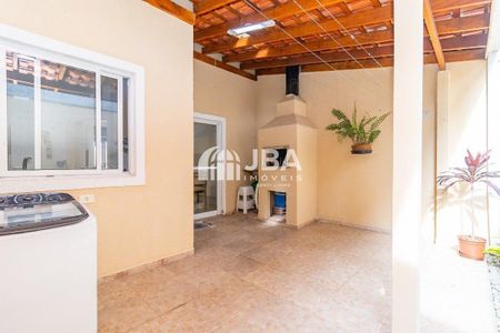 11_photo/94dcfab017.1dc817000cb419a8-ATLAS-6f0f33b1-e09e-476d-9f1a-a4f0a5717f4e.jpg de casa à venda com 0 quarto, 181m² em Uberaba, Curitiba