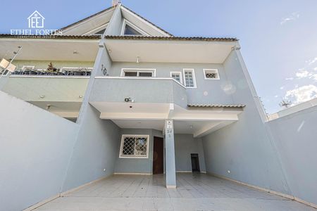 2_photo/94dcfab017.24a317c22631bef5-ATLAS-1ae3600a-85f4-477d-81ce-aa98228efa60.jpg de casa à venda com 3 quartos, 195m² em Uberaba, Curitiba