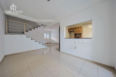 7_photo/94dcfab017.24a317c22631bef5-ATLAS-bc8ac624-04f5-48ba-9a9e-b5dc13b0747f.jpg de casa à venda com 3 quartos, 195m² em Uberaba, Curitiba