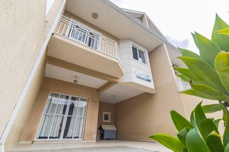 2_photo/94dcfab03f.ceff8192393c33de-ATLAS-44d5d5fa-10bf-4980-b19e-0a8c0530170e.jpg de casa à venda com 4 quartos, 180m² em Uberaba, Curitiba