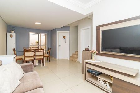 4_photo/94dcfab03f.ceff8192393c33de-ATLAS-b8be24ad-3c69-4e2a-8bd7-459e71a0bda8.jpg de casa à venda com 4 quartos, 180m² em Uberaba, Curitiba