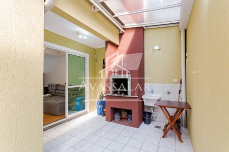 21_photo/94dcfab069.a49d907f0912b726-ATLAS-ab5c3ca2-32d5-4de3-a51a-aa3180fb908d.jpg de casa à venda com 0 quarto, 158m² em Uberaba, Curitiba