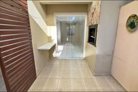 8_photo/94dcfab0e9.92414d56d3d7ef06-ATLAS-1047f3ac-1bf8-44ce-aa1b-b3c3897850c7.jpg de casa para alugar com 3 quartos, 129m² em Uberaba, Curitiba