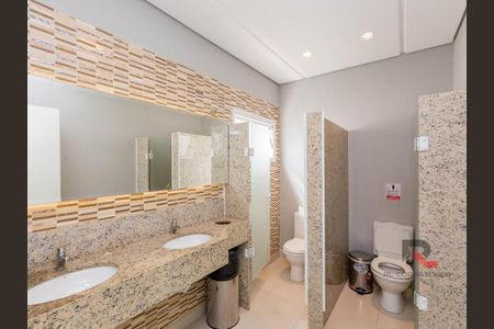 7_photo/94dcfab1f3.3ac9c53d963967c9-ATLAS-6ee5afd2-ba5b-45ca-b8b0-53c679f9e06a.jpg de casa à venda com 4 quartos, 281m² em Uberaba, Curitiba