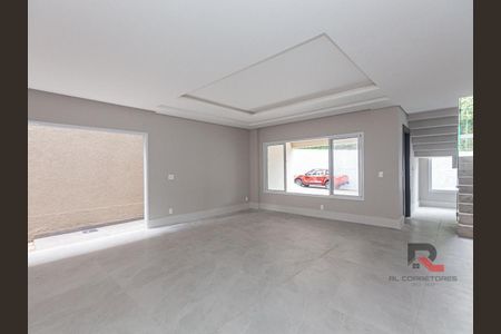 27_photo/94dcfab1f3.3ac9c53d963967c9-ATLAS-f5c4650e-dd8c-4745-bcf8-99e54e0f6ebf.jpg de casa à venda com 4 quartos, 281m² em Uberaba, Curitiba