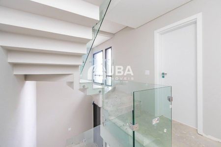 10_photo/94dcfab1f3.58506769bdfd2446-ATLAS-a26906fe-79a7-4b7e-88e2-fd7bc07a56df.jpg de casa de condomínio à venda com 4 quartos, 323m² em Uberaba, Curitiba