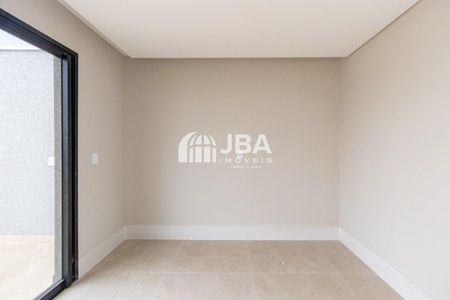 2_photo/94dcfab1f3.58506769bdfd2446-ATLAS-be95c2be-9500-4917-bde1-94de39b22641.jpg de casa de condomínio à venda com 4 quartos, 323m² em Uberaba, Curitiba