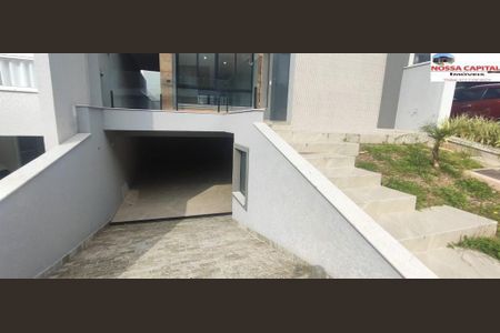 5_photo/94dcfab1f3.fa050e63ece80947-ATLAS-31bfc51c-0a2f-46e7-a0b5-0644d4e549ba.jpg de casa à venda com 3 quartos, 320m² em Uberaba, Curitiba