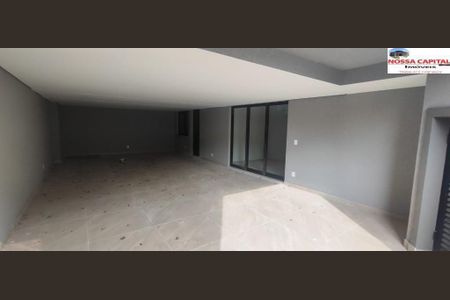 8_photo/94dcfab1f3.fa050e63ece80947-ATLAS-4aa9fe23-36d8-4615-bd78-7b4a8362734f.jpg de casa à venda com 3 quartos, 320m² em Uberaba, Curitiba