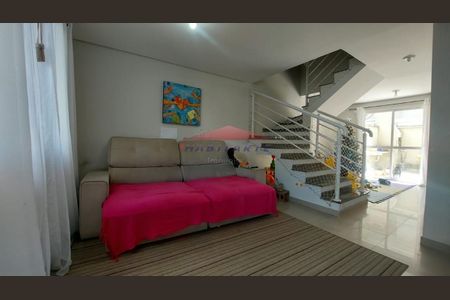 11_photo/94dcfab251.e6f02a1e96aef2b1-ATLAS-6eb16b21-ccdb-43e0-8e1b-9ecc124c98b6.jpg de casa à venda com 3 quartos, 115m² em Uberaba, Curitiba