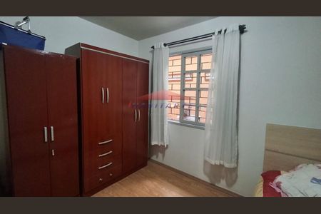 17_photo/94dcfab29f.8f3f2a47dd94676f-ATLAS-a770217f-cbed-46b4-82ed-75c621d0d790.jpg de casa à venda com 3 quartos, 65m² em Uberaba, Curitiba