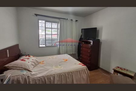 11_photo/94dcfab29f.8f3f2a47dd94676f-ATLAS-d3e18ebb-41da-45fd-854b-c8a586d0febd.jpg de casa à venda com 3 quartos, 65m² em Uberaba, Curitiba