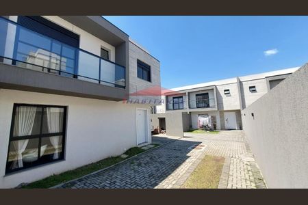 2_photo/94dcfab2e9.d4520908d37f3309-ATLAS-d76851e9-ff21-45c2-bf1e-bbfb19f27a81.jpg de casa à venda com 3 quartos, 122m² em Uberaba, Curitiba