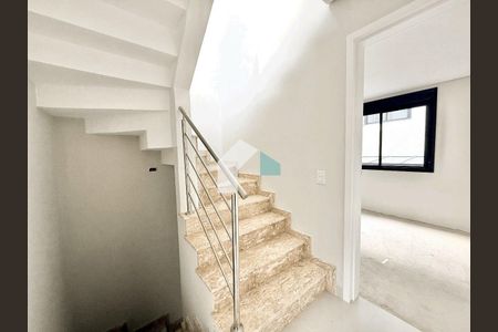 12_photo/94dcfab2fd.2832257cbb3df2c4-ATLAS-75368b4f-68e3-43f7-870b-b156d80fefd9.jpg de casa à venda com 0 quarto, 145m² em Uberaba, Curitiba