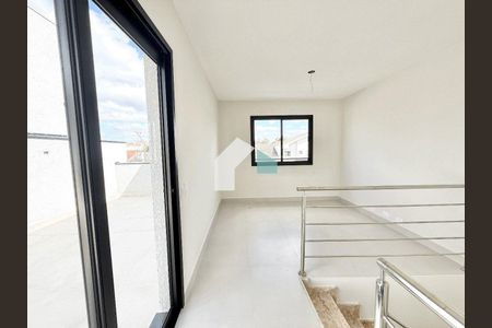 34_photo/94dcfab2fd.2832257cbb3df2c4-ATLAS-a9aa484e-3f02-4055-ad9f-e4f03c7e73a3.jpg de casa à venda com 0 quarto, 145m² em Uberaba, Curitiba