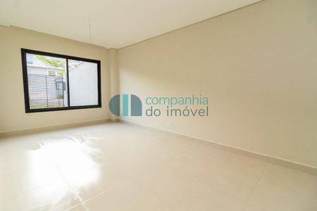 2_photo/94dcfab2fd.5a85c5bdfef41cf9-ATLAS-08122ff7-0347-4122-aa4f-095aad2aaf14.jpg de casa à venda com 0 quarto, 132m² em Uberaba, Curitiba