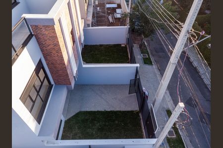 3_photo/94dcfab2fd.69530a6104d48ca1-ATLAS-075ff4c2-6d42-49ce-b77e-ae97ff6e2024.jpg de casa à venda com 3 quartos, 125m² em Uberaba, Curitiba