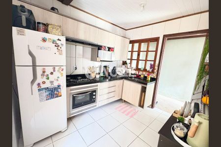 6_photo/94dcfab31d.df2406aa61ba3211-ATLAS-46451962-049f-469d-86f3-1a0770e73a6a.jpg de casa à venda com 3 quartos, 124m² em Uberaba, Curitiba