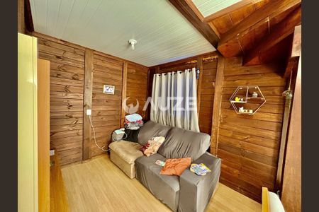 23_photo/94dcfab31d.df2406aa61ba3211-ATLAS-95d8f663-f653-4a78-951c-956558daad21.jpg de casa à venda com 3 quartos, 124m² em Uberaba, Curitiba