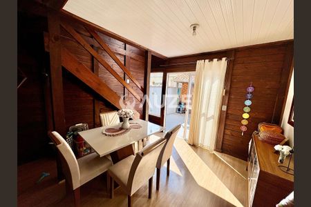 24_photo/94dcfab31d.df2406aa61ba3211-ATLAS-a2669e50-bff4-42ea-b90c-e11ae2f5566f.jpg de casa à venda com 3 quartos, 124m² em Uberaba, Curitiba