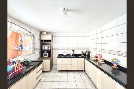 14_photo/94dcfab31d.df2406aa61ba3211-ATLAS-b1d03d4d-be6e-4dab-b896-0804b36e845b.jpg de casa à venda com 3 quartos, 124m² em Uberaba, Curitiba