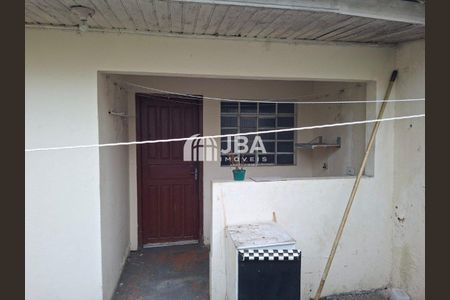 18_photo/94dcfab36b.cbac4b0532efd0a4-ATLAS-492f64fa-5703-4300-8252-58b243ffd8b4.jpg de casa à venda com 3 quartos, 66m² em Uberaba, Curitiba