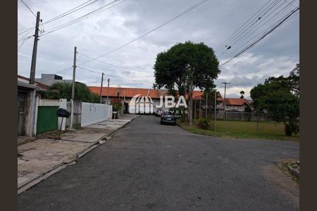 3_photo/94dcfab36b.cbac4b0532efd0a4-ATLAS-54076db5-32b2-4952-98dd-d3ca4dab7d83.jpg de casa à venda com 3 quartos, 66m² em Uberaba, Curitiba