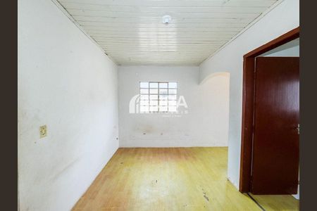 8_photo/94dcfab36b.cbac4b0532efd0a4-ATLAS-70ed3a61-ca95-4b5b-af6a-8c1477b07328.jpg de casa à venda com 3 quartos, 66m² em Uberaba, Curitiba