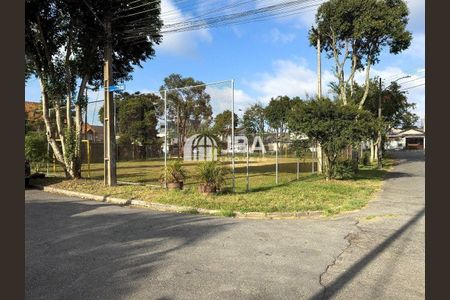 5_photo/94dcfab36b.cbac4b0532efd0a4-ATLAS-fcbf73b3-c32d-48e9-9fac-ecebc5c5face.jpg de casa à venda com 3 quartos, 66m² em Uberaba, Curitiba