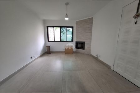 10_photo/94dcfab40b.61caec31be17e64e-ATLAS-6d04d00e-7a03-41a4-b524-61d1fdb5448e.jpg de casa para alugar com 3 quartos, 120m² em Uberaba, Curitiba