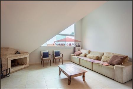 38_photo/94dcfab455.e2d89ad805d19122-ATLAS-699f29c6-927c-4ee3-84ce-b5cc90468dbb.jpg de casa à venda com 5 quartos, 153m² em Uberaba, Curitiba