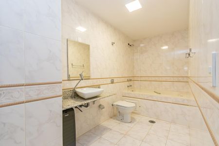 8_photo/94dcfab4dd.2d5b66cf4807465a-ATLAS-94ac828c-77c3-4b52-9c19-c0b1df973cfe.jpg de casa à venda com 4 quartos, 195m² em Uberaba, Curitiba