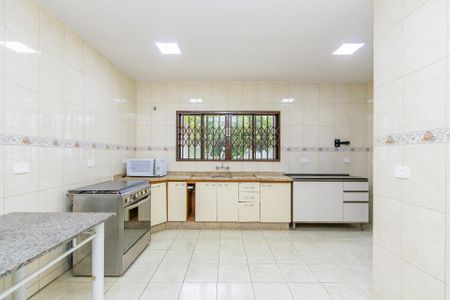 10_photo/94dcfab4dd.2d5b66cf4807465a-ATLAS-d6dfe63c-124c-4e9f-bf0a-36048f0cd99b.jpg de casa à venda com 4 quartos, 195m² em Uberaba, Curitiba