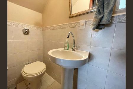 5_photo/94dcfab5b7.1fa6a91c389b6b6f-ATLAS-275c5d48-fe0a-4791-a273-cbb3af2205d0.jpg de casa à venda com 3 quartos, 198m² em Uberaba, Curitiba