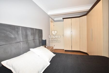 7_photo/94dcfab64f.babca6c7f82b9010-ATLAS-2707a3a6-65c0-462c-bc7e-1b1d5b147026.jpg de casa de condomínio à venda com 4 quartos, 368m² em Uberaba, Curitiba