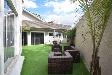 18_photo/94dcfab64f.babca6c7f82b9010-ATLAS-4c33f858-b5bf-4fd5-ae23-850ccfb02eb9.jpg de casa de condomínio à venda com 4 quartos, 368m² em Uberaba, Curitiba