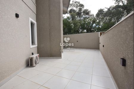 20_photo/94dcfab64f.babca6c7f82b9010-ATLAS-4fb26b9e-e255-4211-8983-981617c02b9d.jpg de casa de condomínio à venda com 4 quartos, 368m² em Uberaba, Curitiba