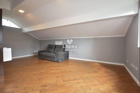 46_photo/94dcfab64f.babca6c7f82b9010-ATLAS-6a7eda1f-e20e-4b61-b1e0-57f9cbbbc6e2.jpg de casa de condomínio à venda com 4 quartos, 368m² em Uberaba, Curitiba