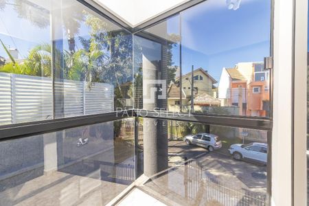 7_photo/94dcfab6fb.e55d5649294f0132-ATLAS-283d5e82-e884-45dc-95fe-96a0defab17d.jpg de casa à venda com 3 quartos, 154m² em Uberaba, Curitiba