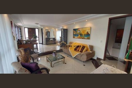 8_photo/94dcfab8a5.119c23beda3826d8-ATLAS-445b2c04-1eb9-4d10-a7af-5d4ced8feca1.jpg de casa à venda com 4 quartos, 268m² em Uberaba, Curitiba