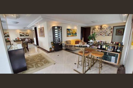 3_photo/94dcfab8a5.119c23beda3826d8-ATLAS-dc41e18b-ccdd-42f7-a25e-c4202104e1a0.jpg de casa à venda com 4 quartos, 268m² em Uberaba, Curitiba