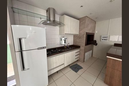 32_photo/94dcfab8e7.6e1e848ab8f2ca95-ATLAS-66f6a1b3-e216-4ad2-b639-92fc205f7de5.jpg de apartamento para alugar com 2 quartos, 60m² em Uberaba, Curitiba