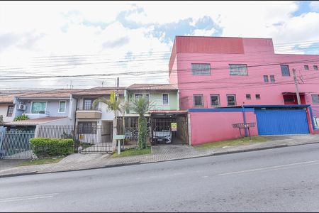 2_photo/94dcfab8ff.ba3e4f1a03d92c8a-ATLAS-75fa69f7-eda8-4307-afc7-de1a7bd40cbb.jpg de casa à venda com 3 quartos, 123m² em Uberaba, Curitiba