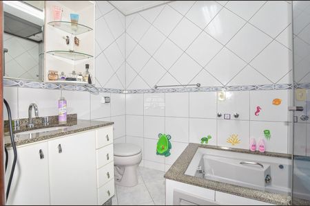 26_photo/94dcfab8ff.ba3e4f1a03d92c8a-ATLAS-de961924-43cb-4b52-a8f4-4e5ed33cc1b5.jpg de casa à venda com 3 quartos, 123m² em Uberaba, Curitiba