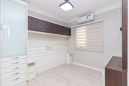 4_photo/94dcfab91f.3ef90db57686584e-ATLAS-3eaed161-97e2-45e2-a6e4-fa6920c9972f.jpg de apartamento à venda com 4 quartos, 159m² em Uberaba, Curitiba